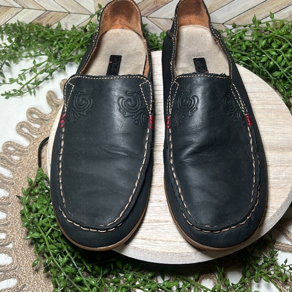 OLUKAI Nohea Nubuck 7.5 Slip On Loafers Leather Comfy Minimalist Earthy‎ Travel - Picture 2 of 7